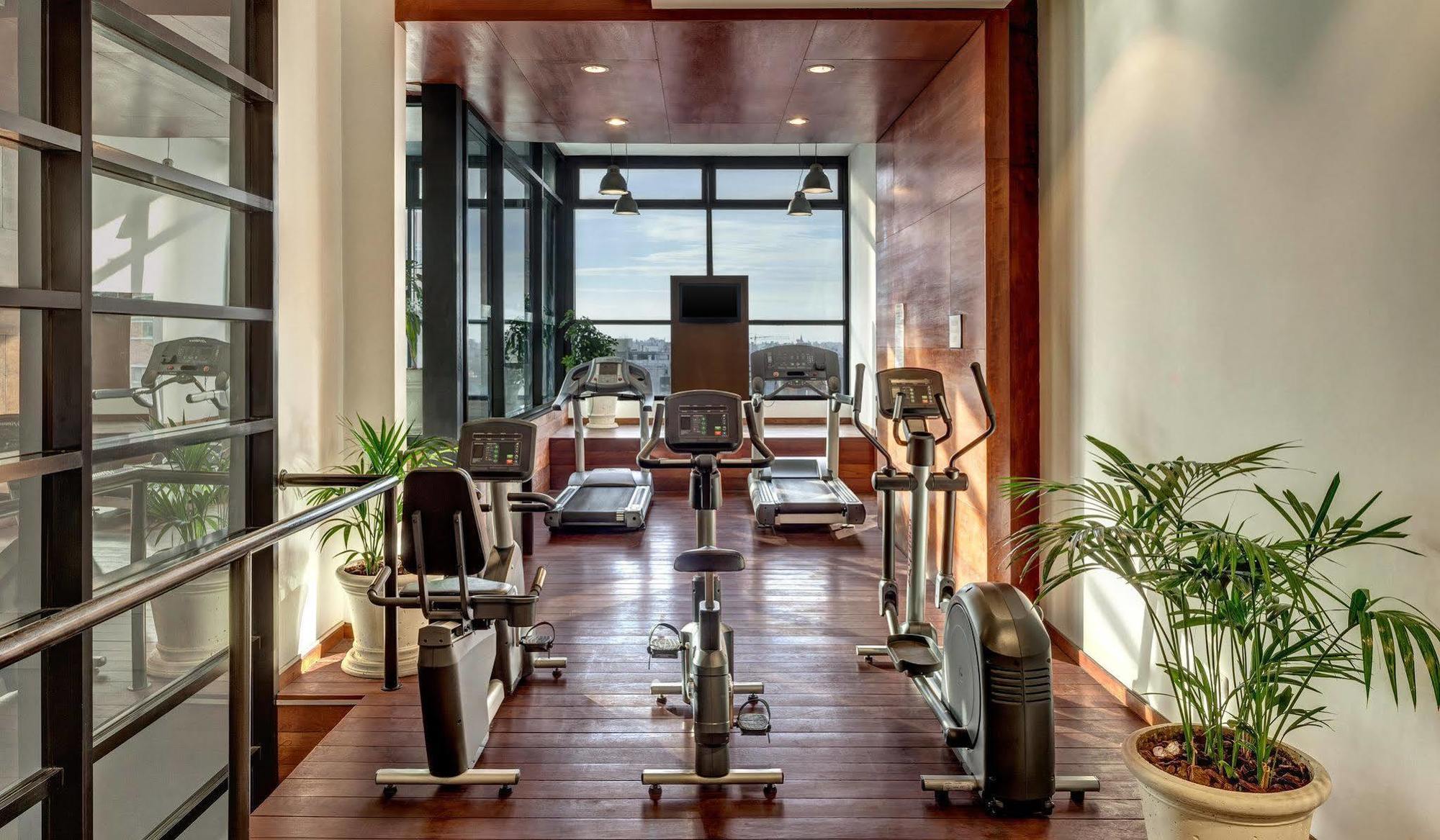 Four Points By Sheraton Montevideo Exteriör bild