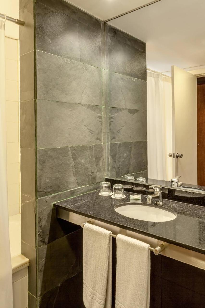Four Points By Sheraton Montevideo Exteriör bild